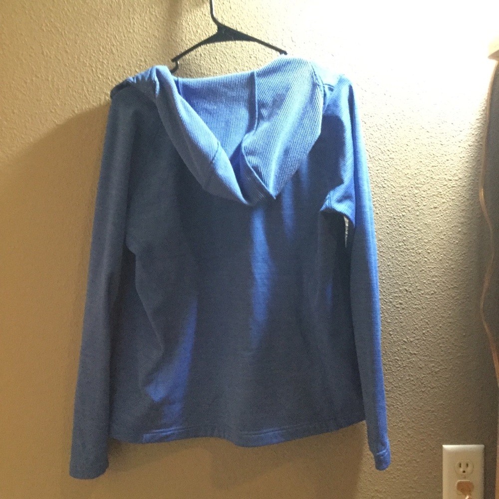 North face jacket - Picture 2 of 3